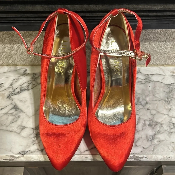 Liliana Zaria 4 Women Red Satin Platform Ankle Strap Rhinestone Pencil Heel NIB - Picture 8 of 11